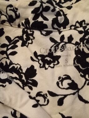 Croft & Barrow Black and White Floral Top